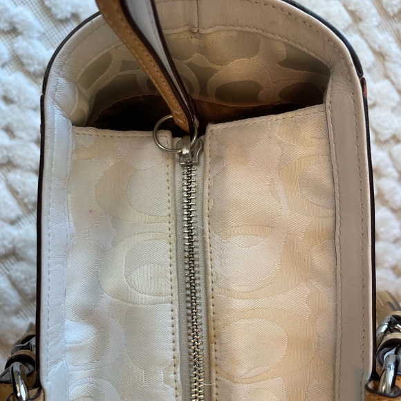 🐝 AUTHENTIC COACH SOHO BABY BAG 🐝SIGNATURE BUMBLE BEE OPTIC WHITE LTD ED w/dc - Picture 11 of 16
